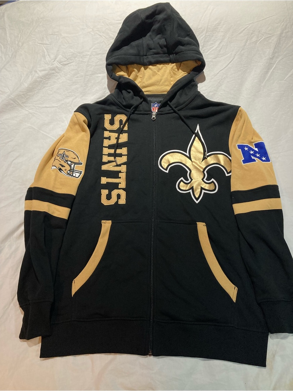 New Orleans Saints Full Zip-Up sweatshirt, Men’s size large, NWT!